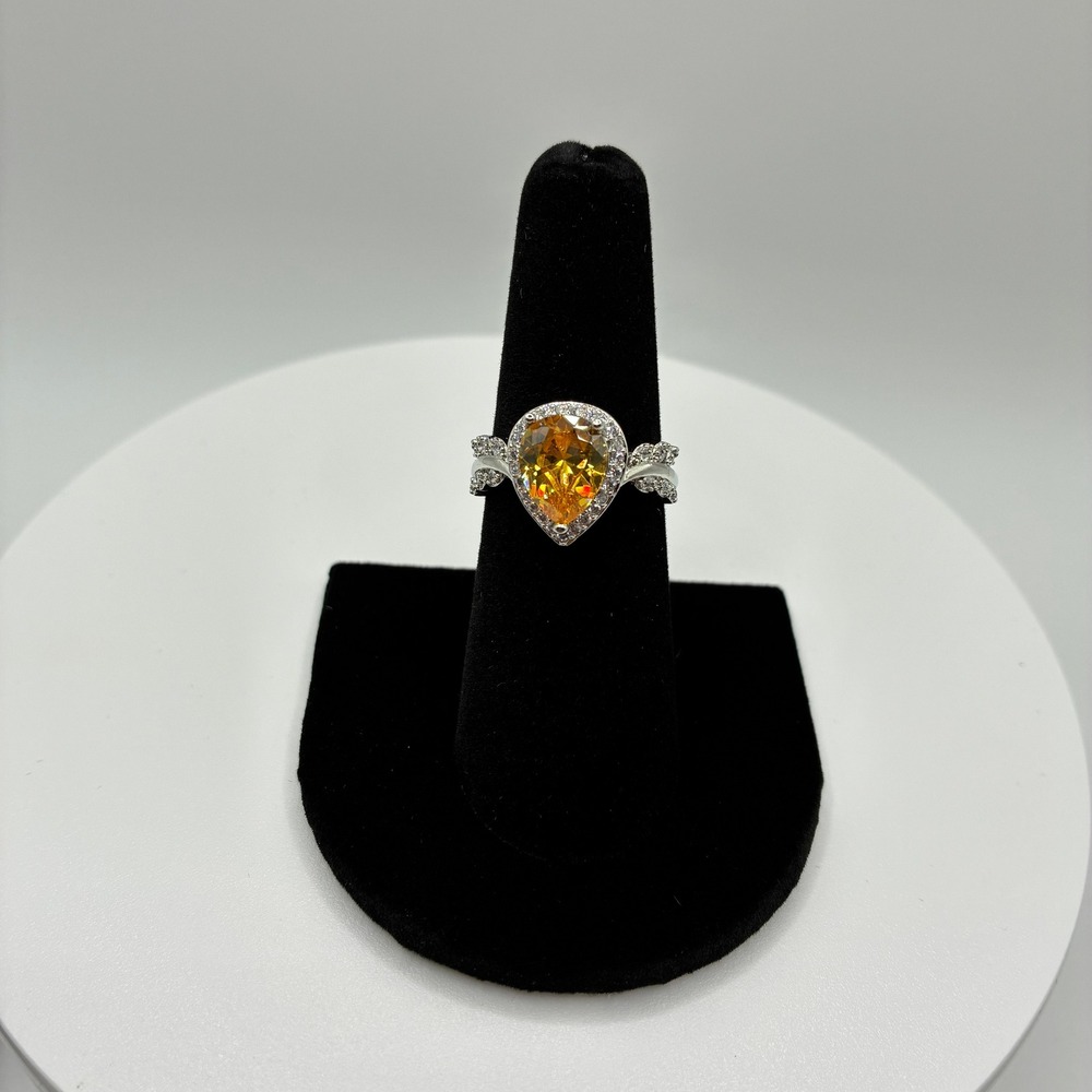 Women's Ring Size 7 Yellow Pear Cut Halo Leaf Accent Cocktail Ring